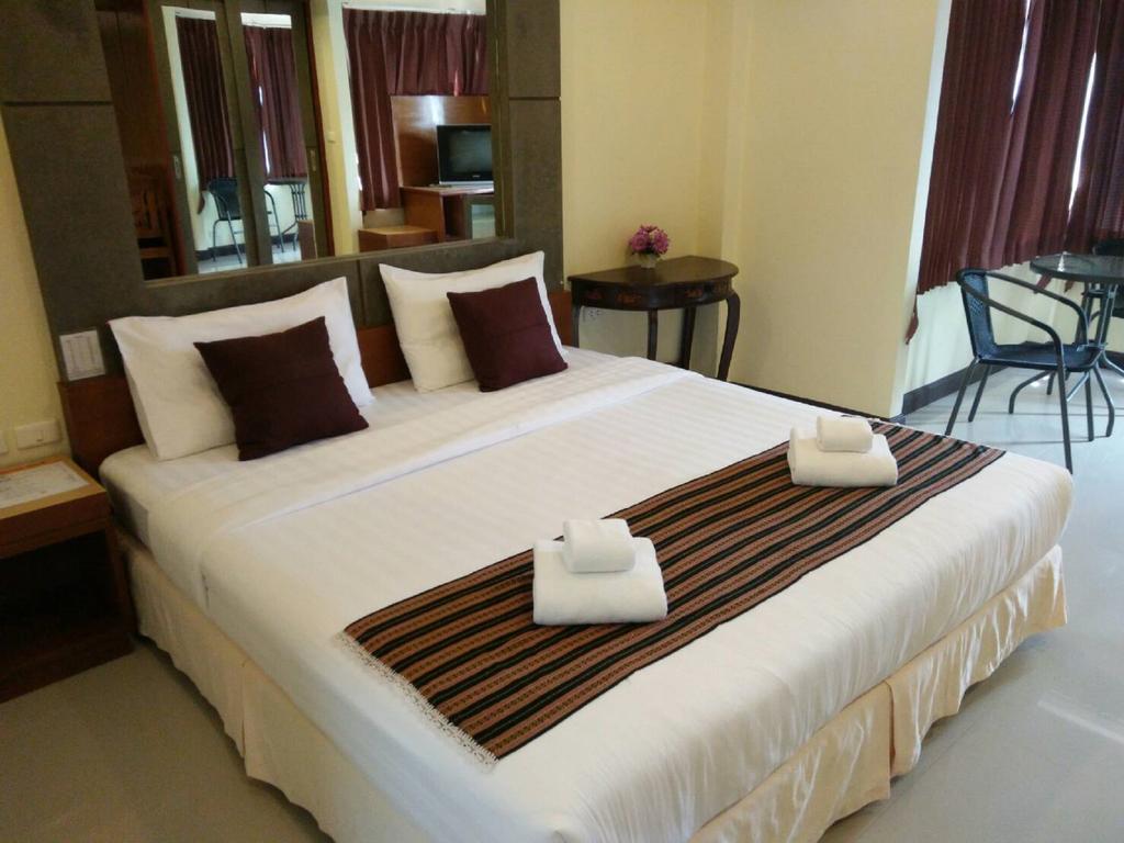 Pornthep Hotel 2 Ban Khlong Haeng Екстериор снимка