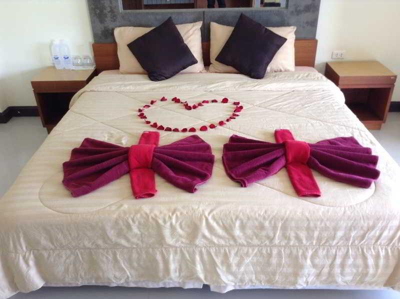 Pornthep Hotel 2 Ban Khlong Haeng Екстериор снимка