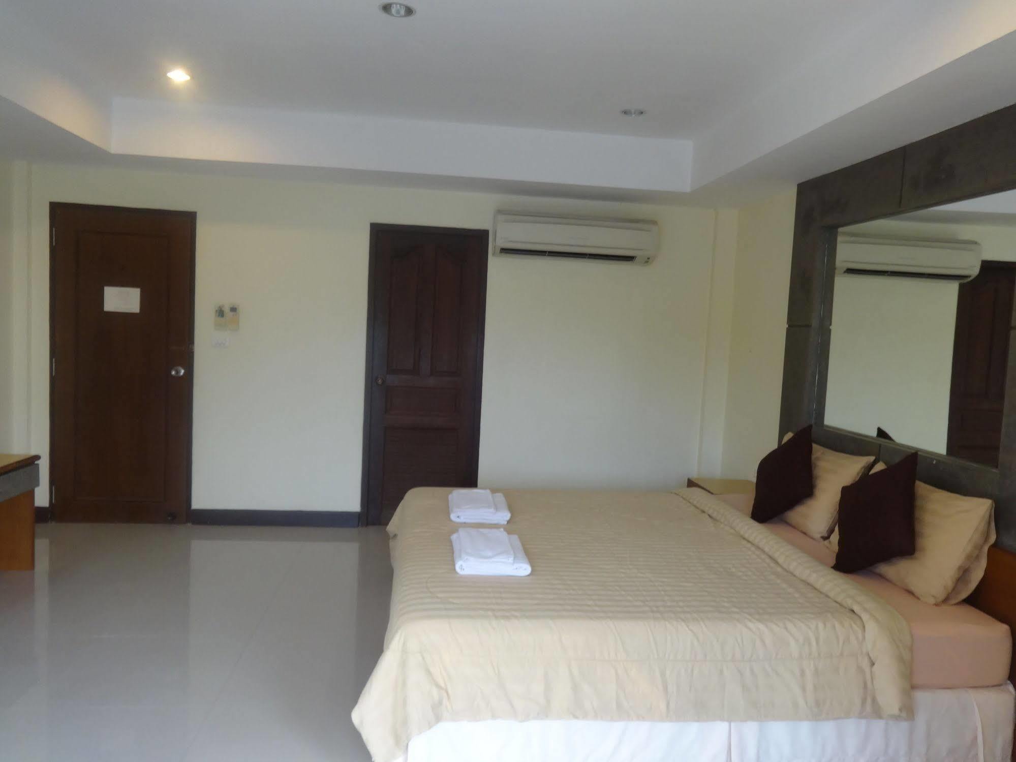 Pornthep Hotel 2 Ban Khlong Haeng Екстериор снимка