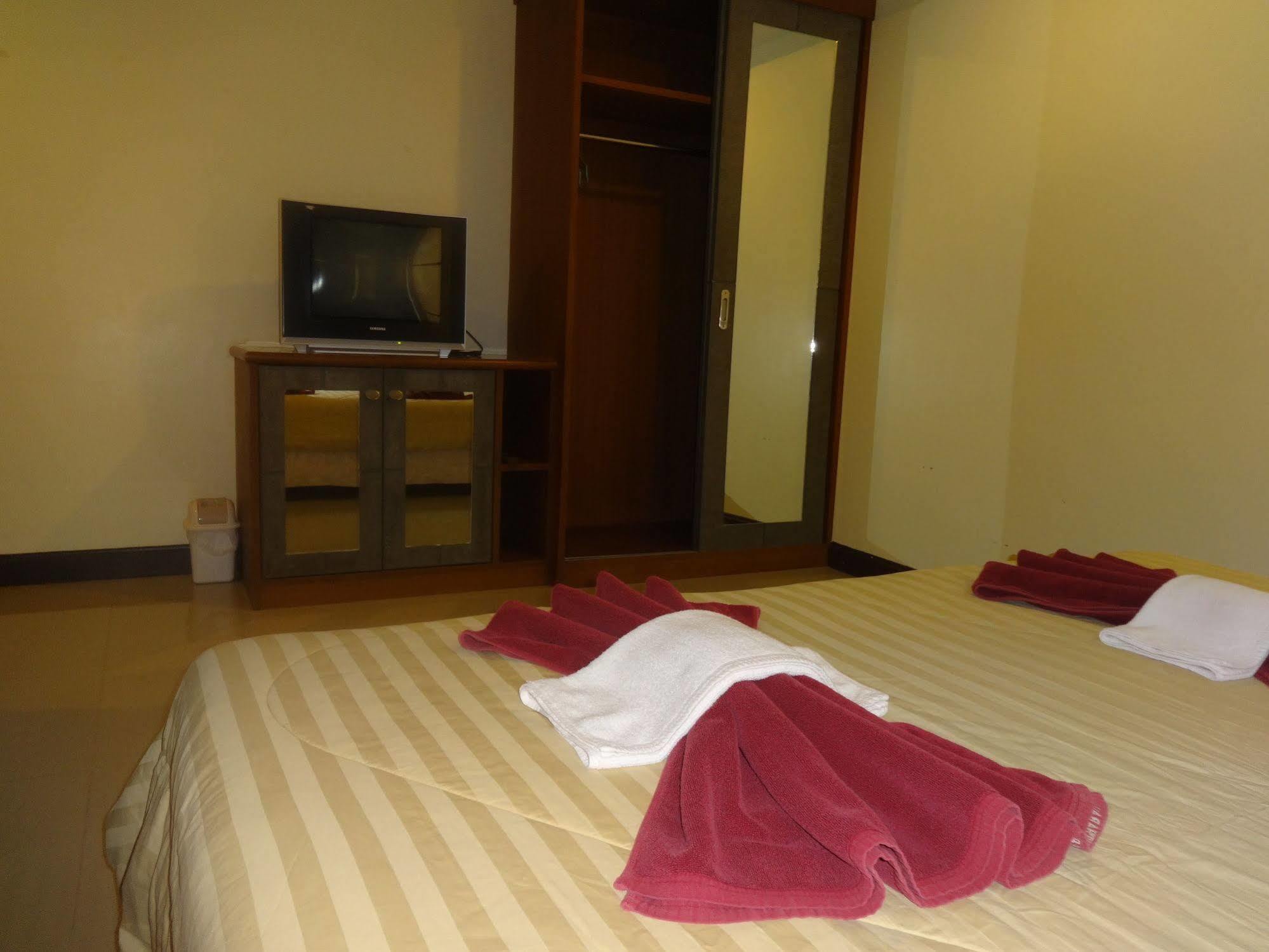 Pornthep Hotel 2 Ban Khlong Haeng Екстериор снимка